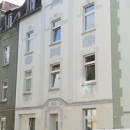 Doppelzimmer, Schreibtisch, Internet Mit Bad Und Kuche Mitbenutzung 아파트 *